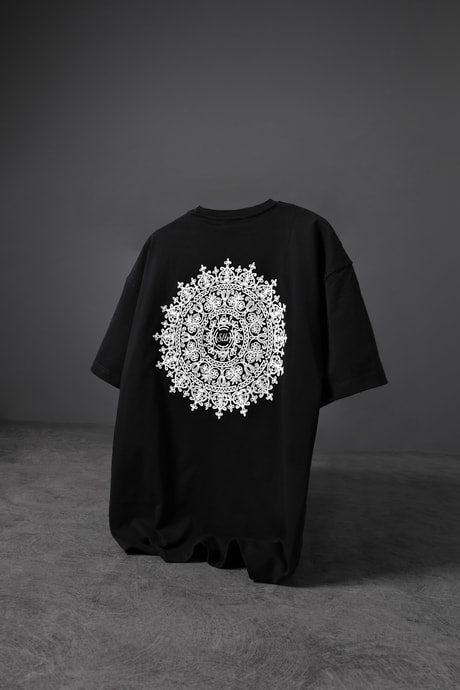 Men's Black Shoulder and Back Embroidered Oversize T-shirt